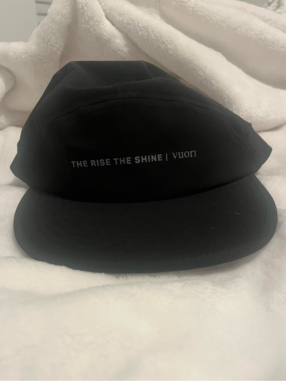NWOT Vuori Black Running Hat - "The Rise The Shine"